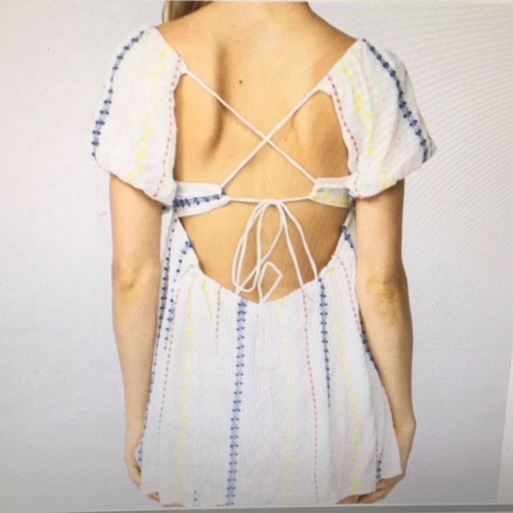 SKY TO MOON/“STEFANIA”WHITE- CONFETTI EMBROIDERED PUFF SLEEVE BABYDOLL/NEW